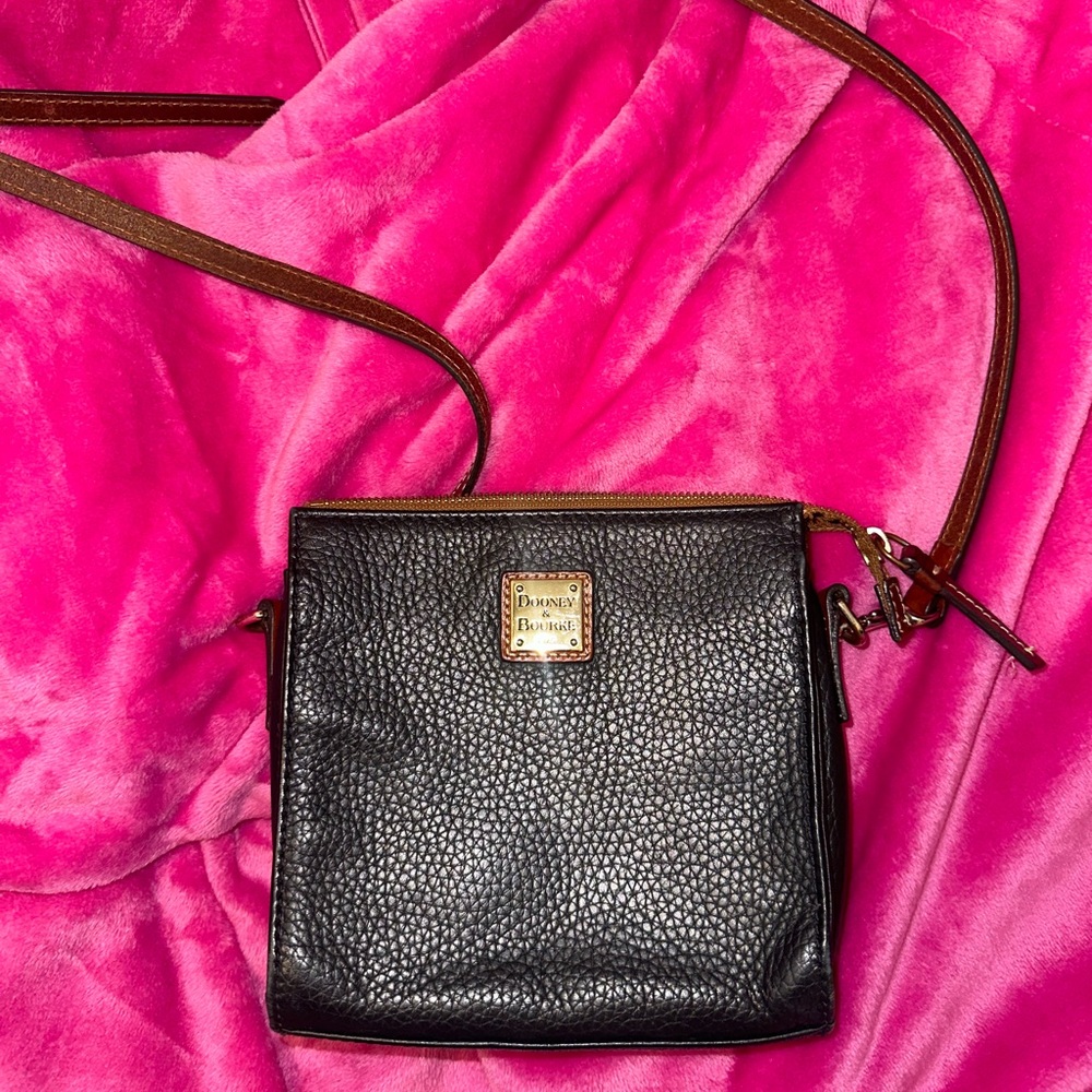 Black Dooney Crossbody.